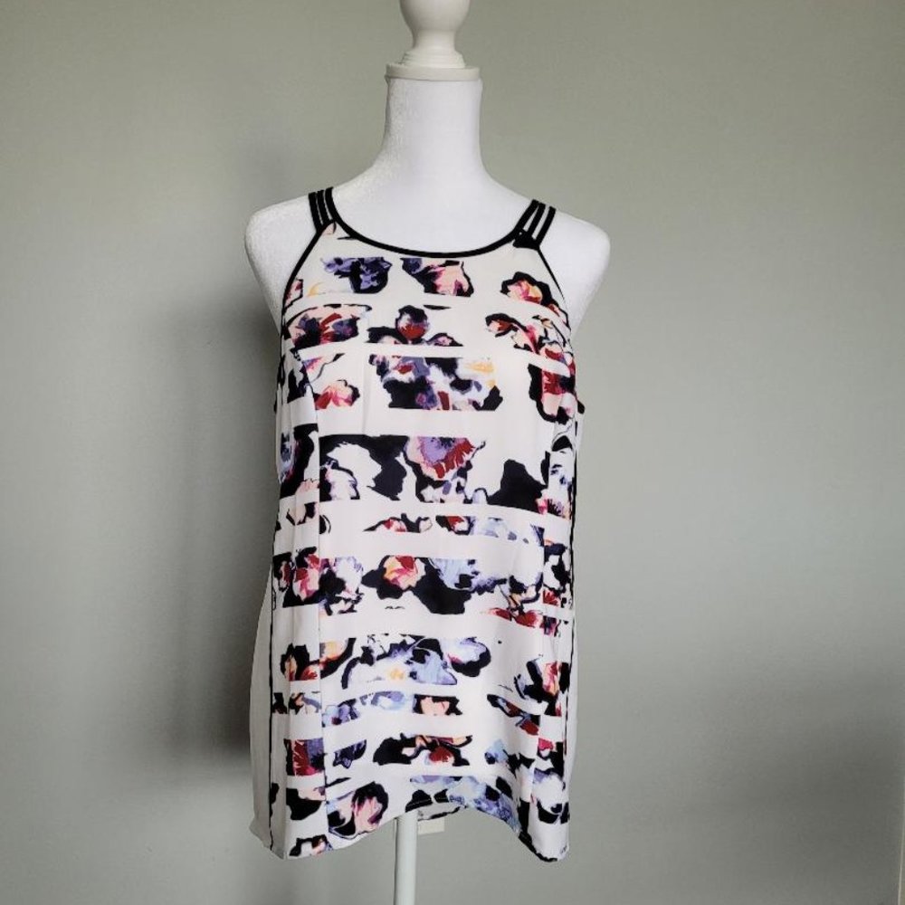 White House Black Market Floral Print Blou…